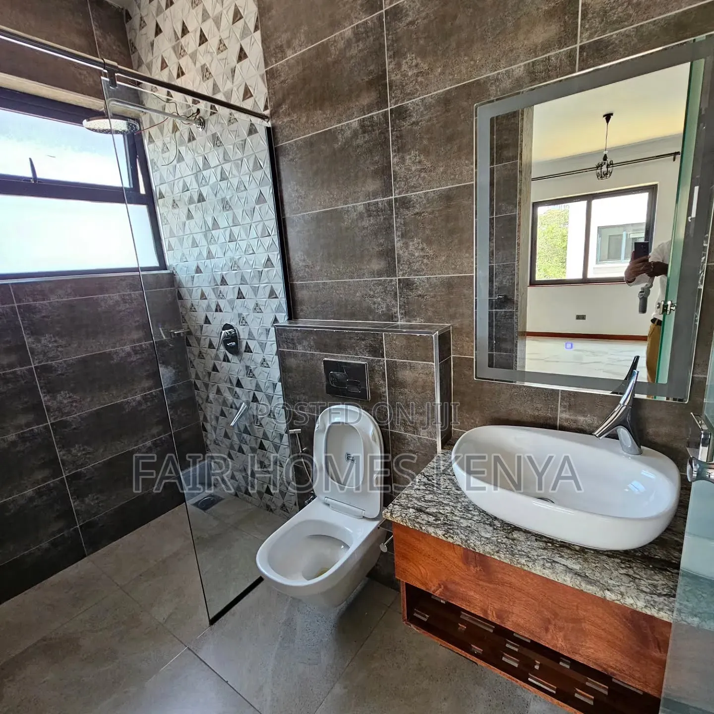 3bdrm Apartment in Othaya Road, Kileleshwa for rent