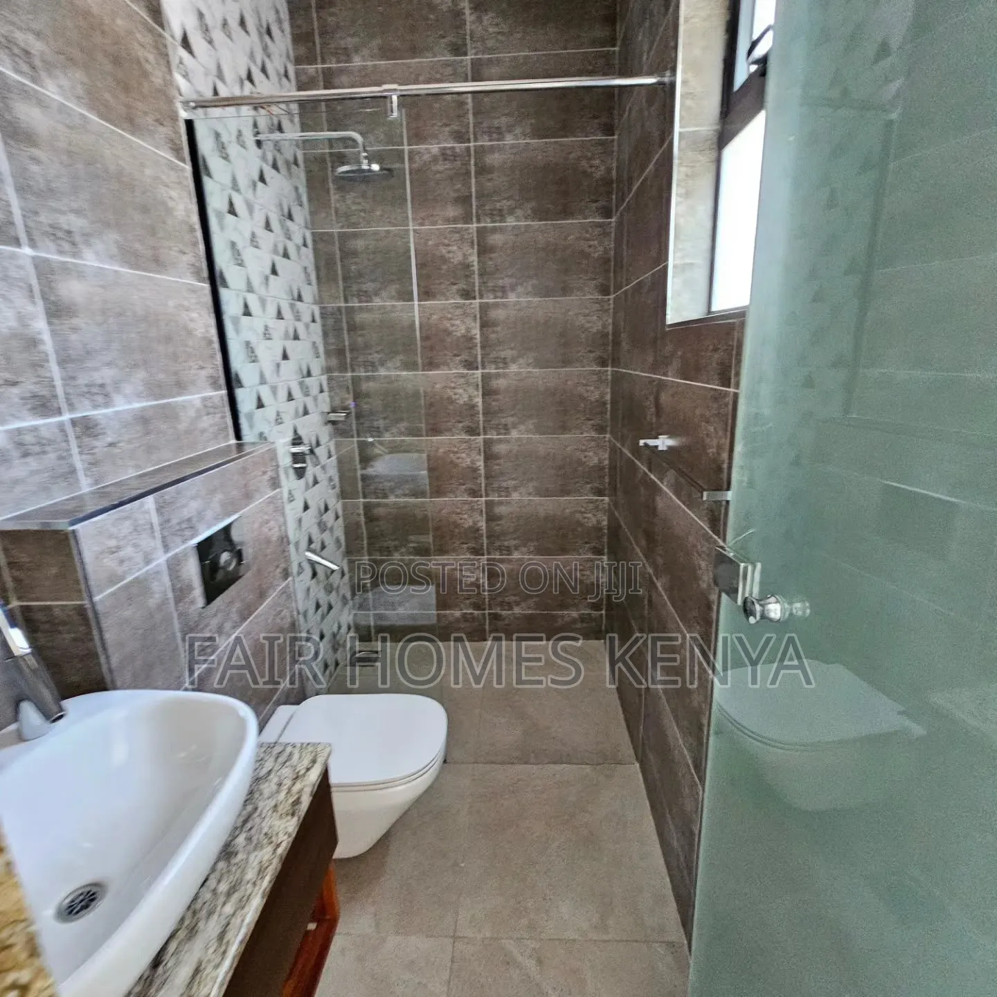 3bdrm Apartment in Othaya Road, Kileleshwa for rent