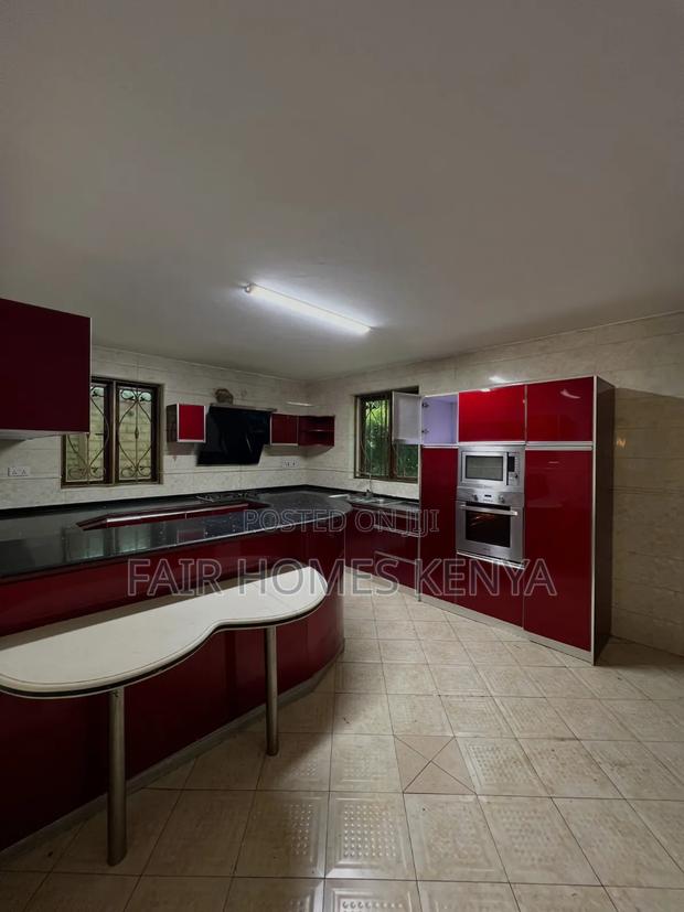5bdrm Townhouse / Terrace in Valley Arcade for rent