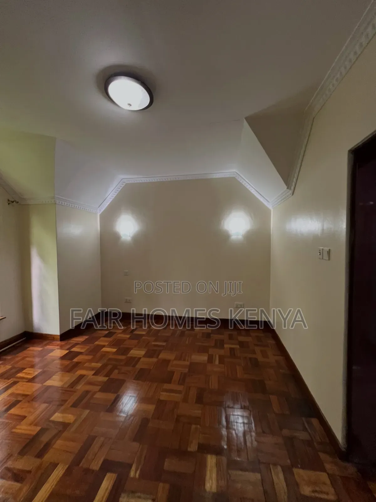 5bdrm Townhouse / Terrace in Valley Arcade for rent