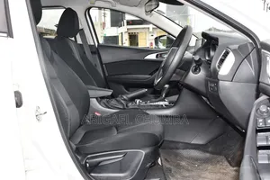 Mazda Axela 2018 White