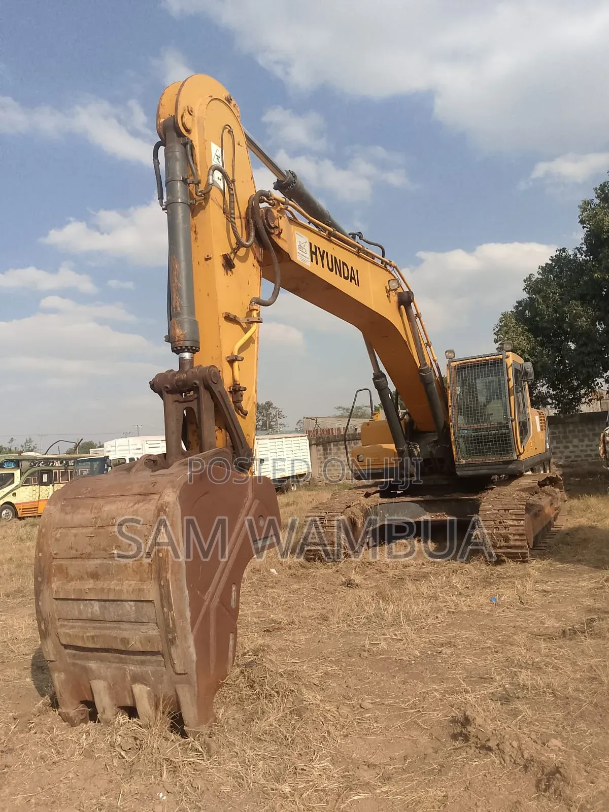We Sell / Buy Trucks Trailers,Machines Equipments