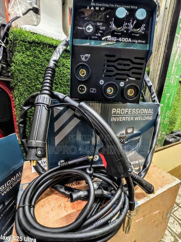 Makita Professional 400A Mig Welding Machine - thumbnail 2