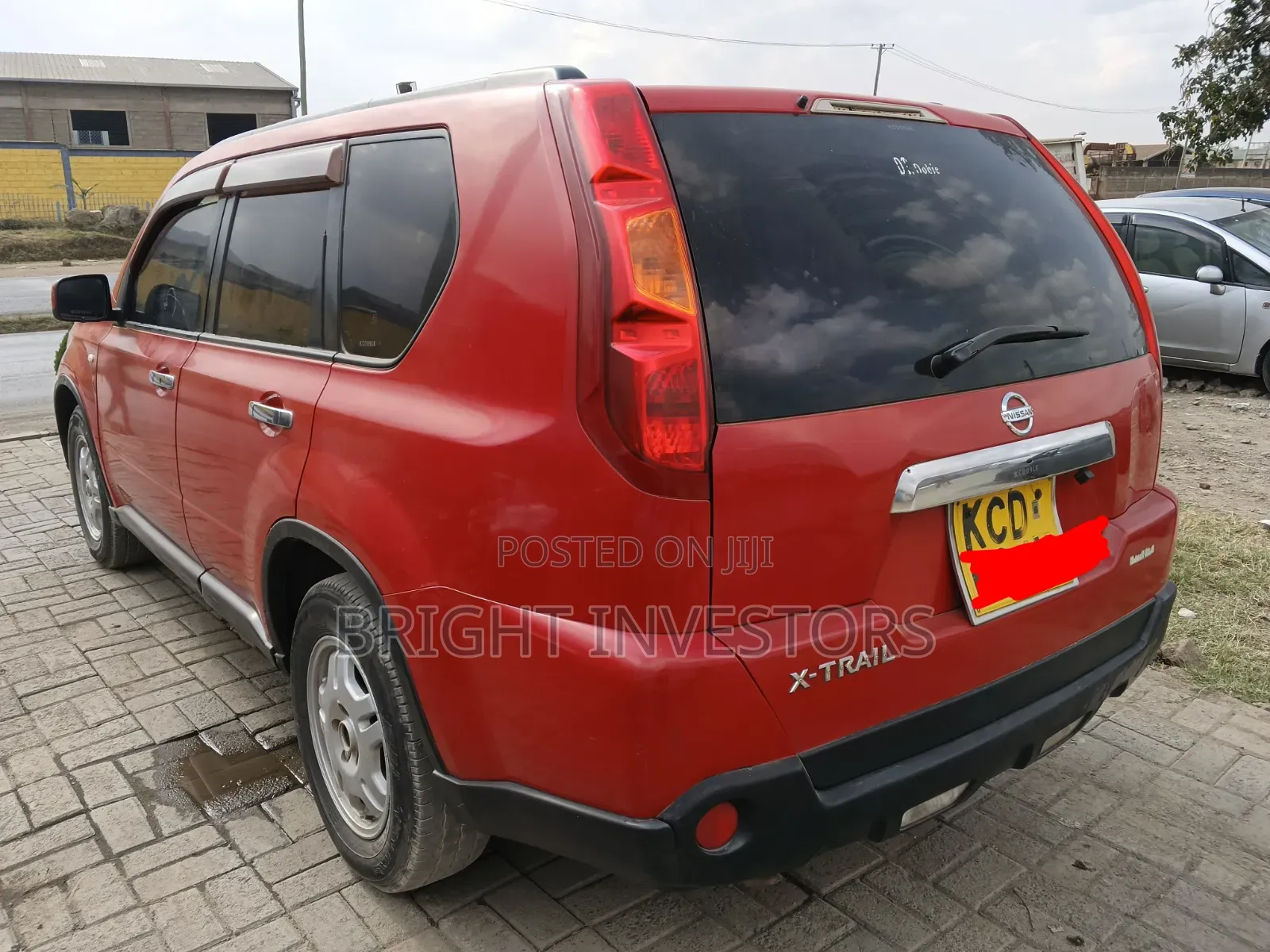 Nissan X-Trail 2010 Red