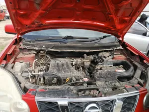 Nissan X-Trail 2010 Red