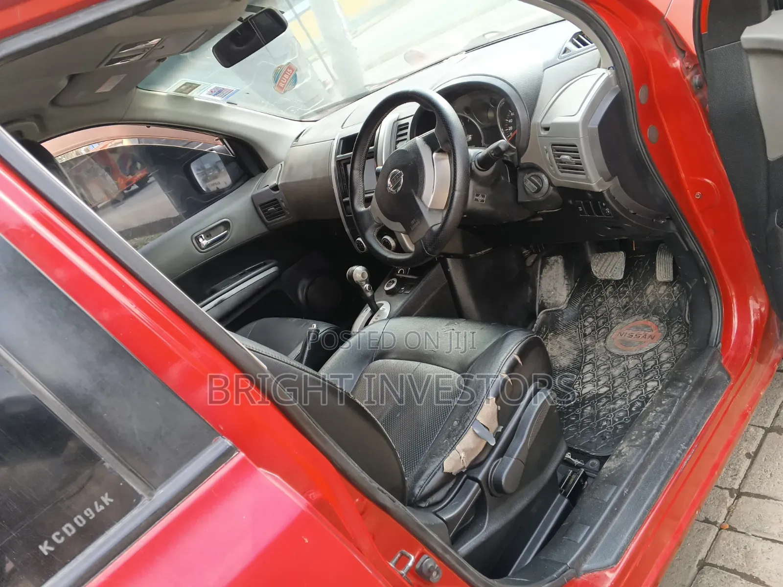 Nissan X-Trail 2010 Red