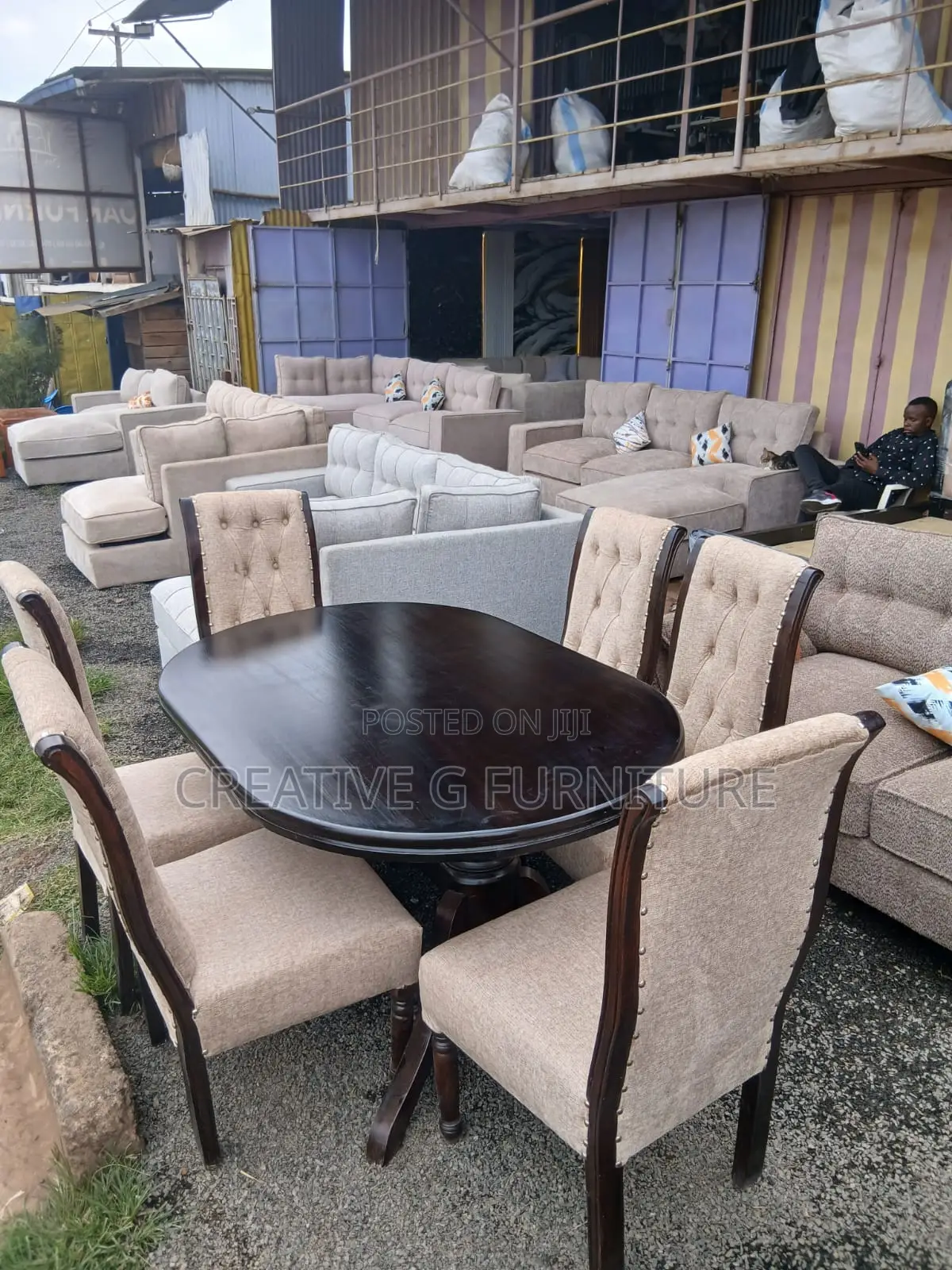 Modern 6‐Seater Beige Dining Set