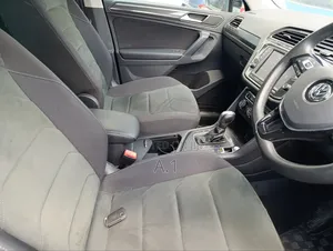 Volkswagen Tiguan 2019 Matt Black