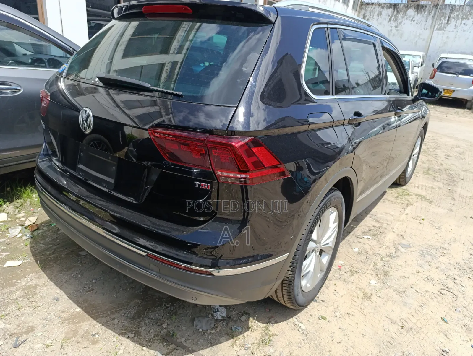 Volkswagen Tiguan 2019 Matt Black