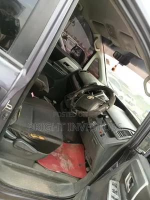 Toyota Voxy 2012