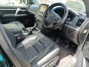 Toyota Land Cruiser 2019 Matt Black