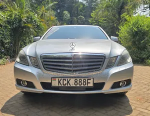 Mercedes-Benz E250 2008 Silver