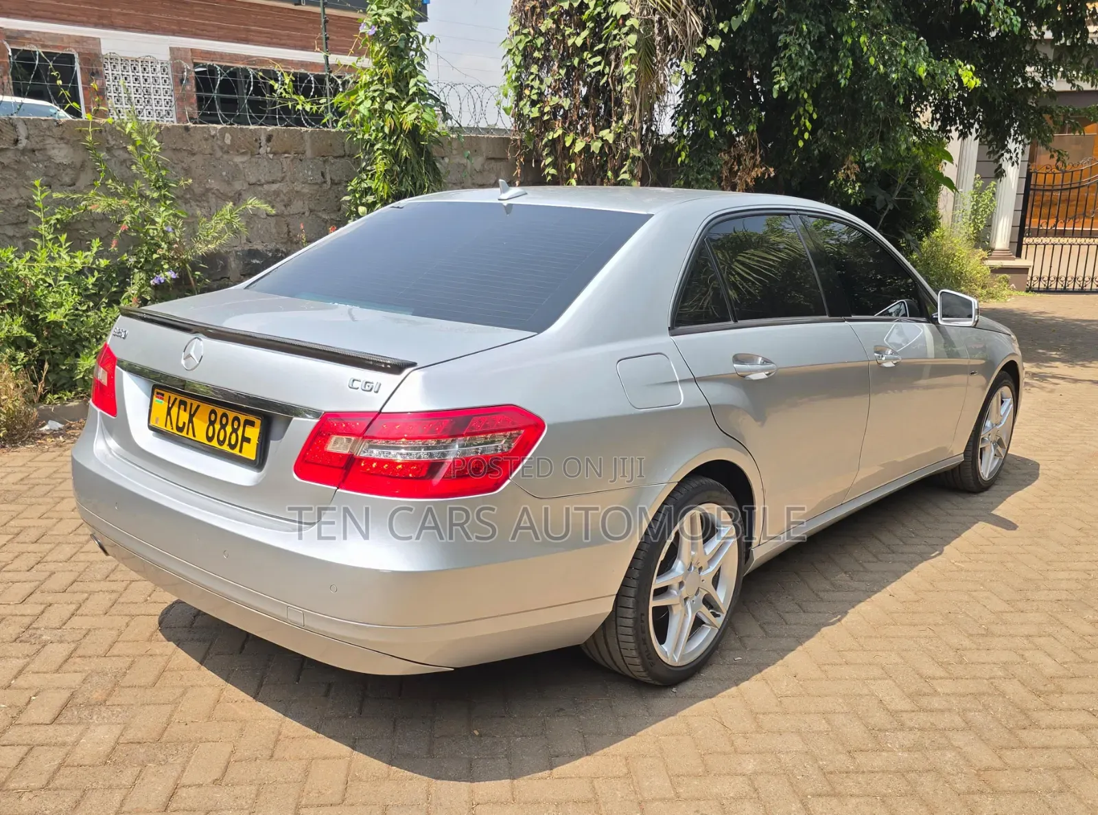 Mercedes-Benz E250 2008 Silver