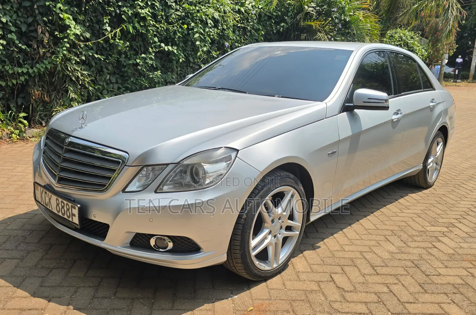 Mercedes-Benz E250 2008 Silver