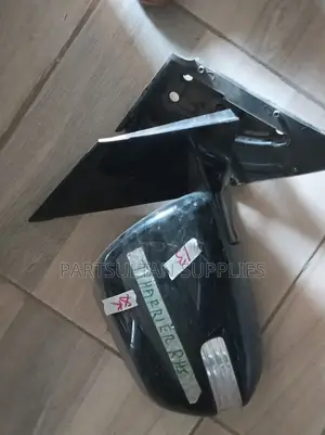RHS Toyota Harrier Side Mirror