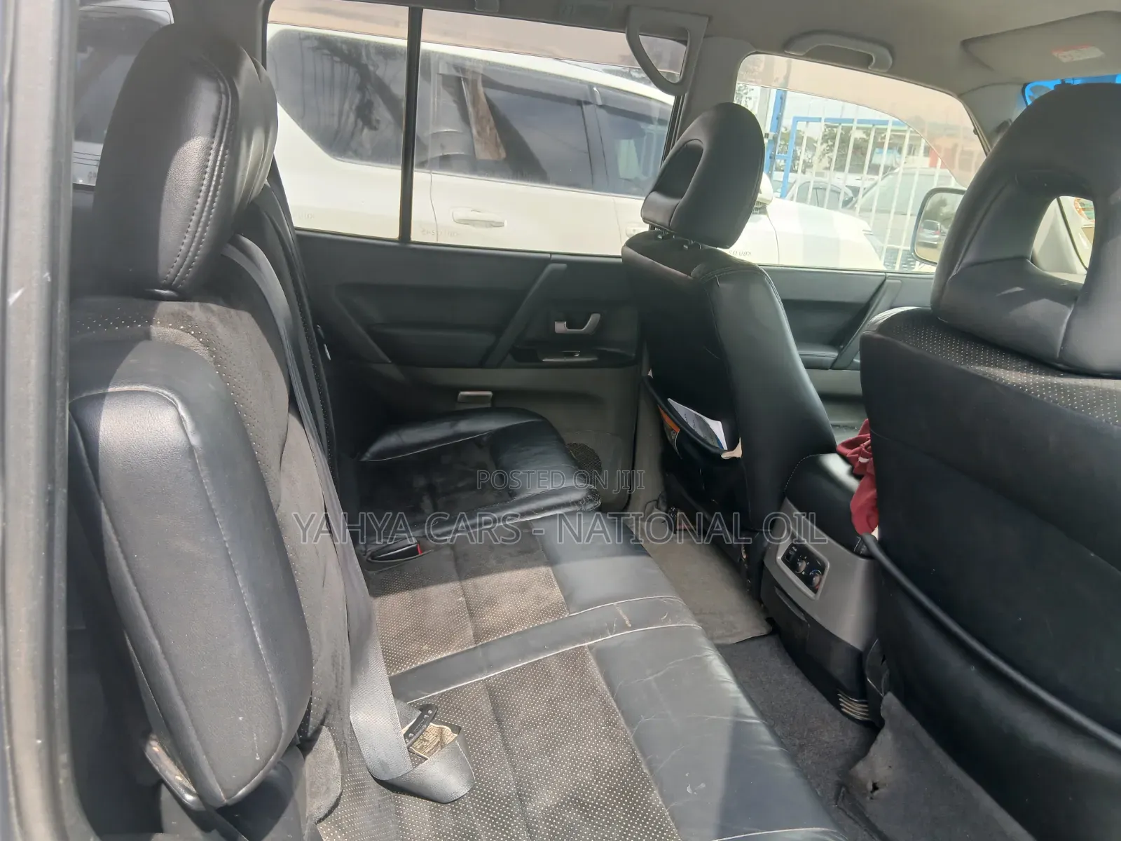 Mitsubishi Pajero 2005 Silver