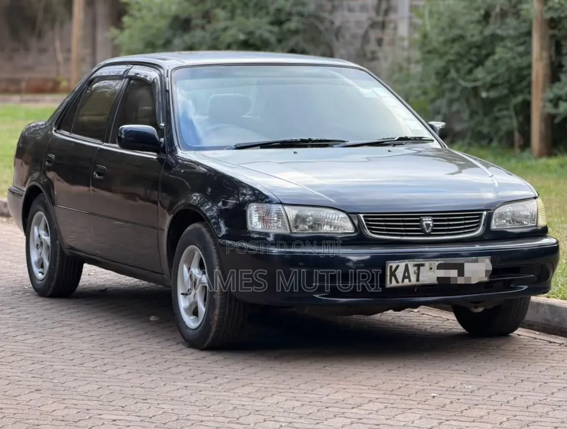Toyota Corolla 1999 Black
