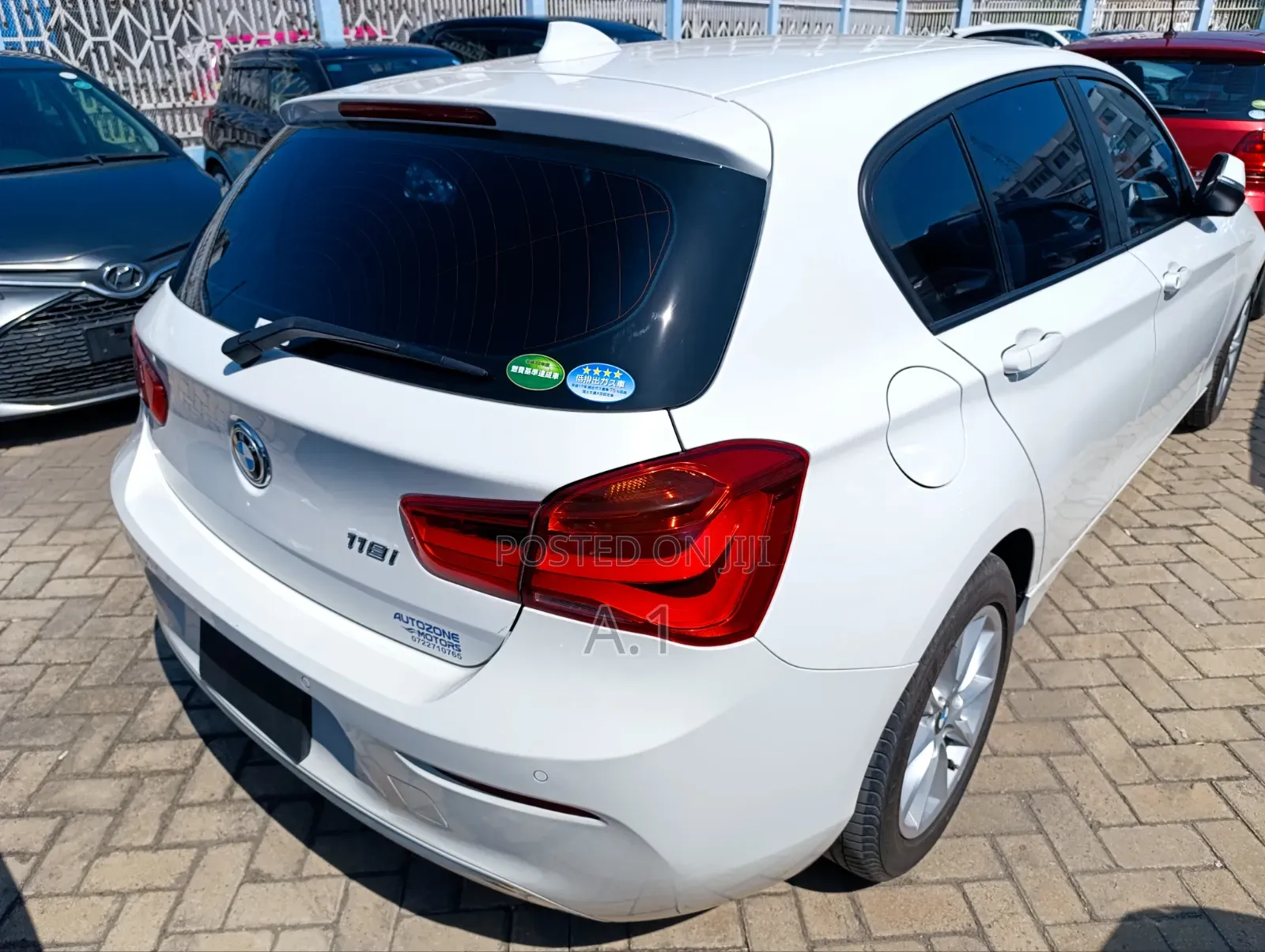 BMW 118i 2019 Off white