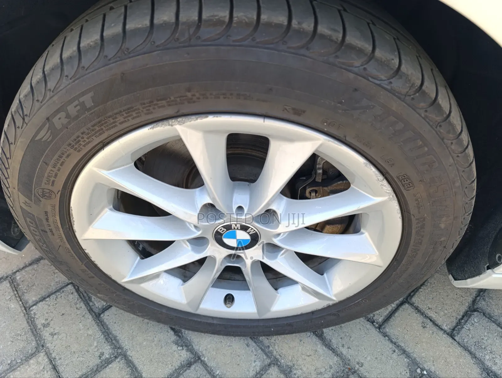 BMW 118i 2019 Off white