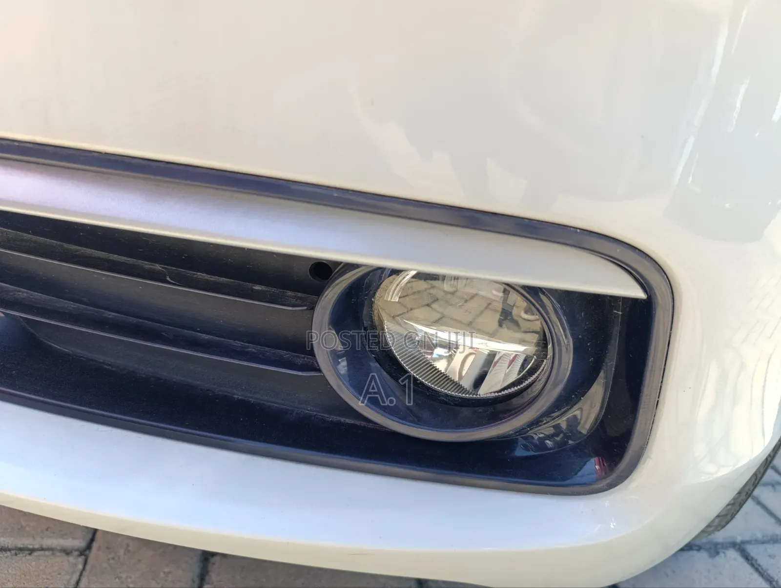 BMW 118i 2019 Off white