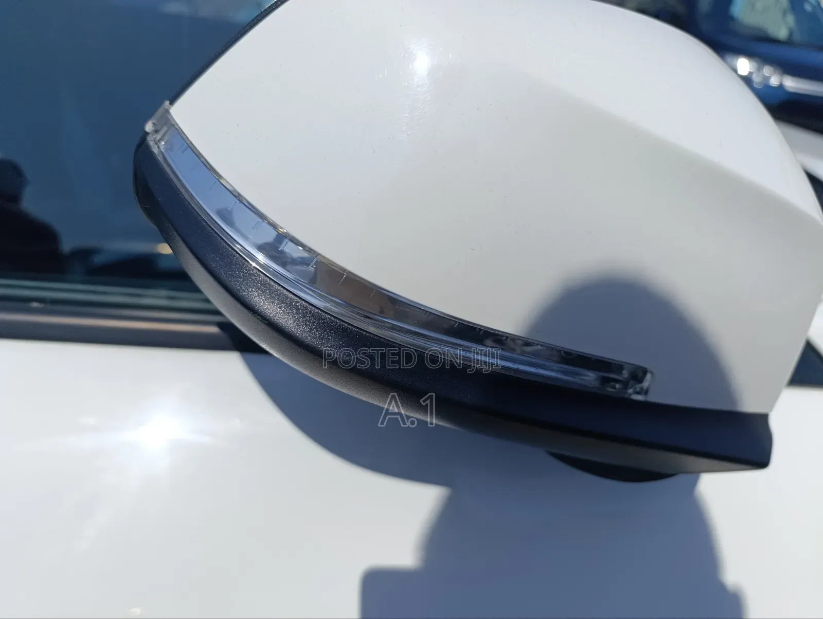 BMW 118i 2019 Off white