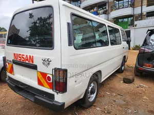 Nissan Caravan (Urvan) 2008 White
