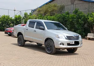 Toyota Hilux 2011 Gray