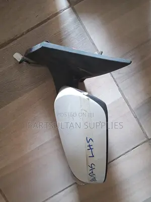 LHS Toyota Auris