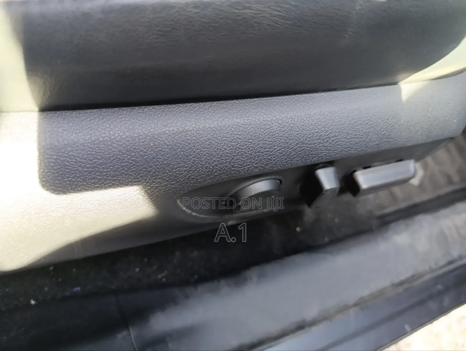 Toyota RAV4 Hybrid 2019 Gray