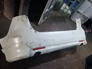 Honda Insight Back Bumper With Skirting