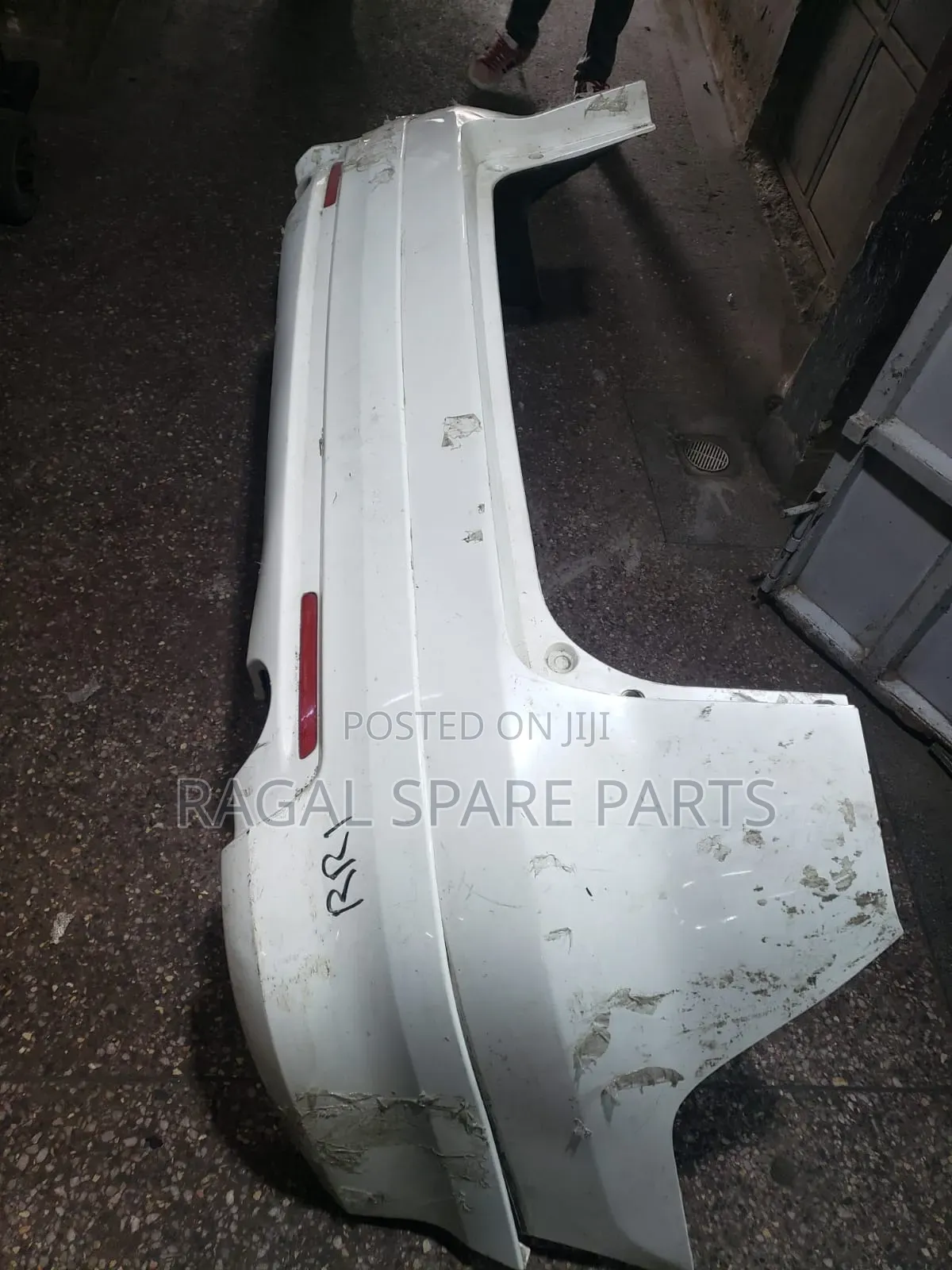 Vellfire Back Bumper With Skirting