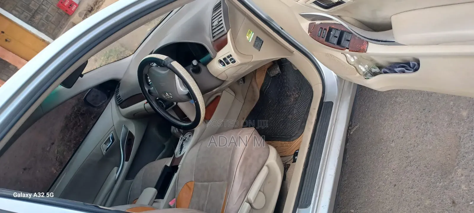 Toyota Premio 2011 Silver