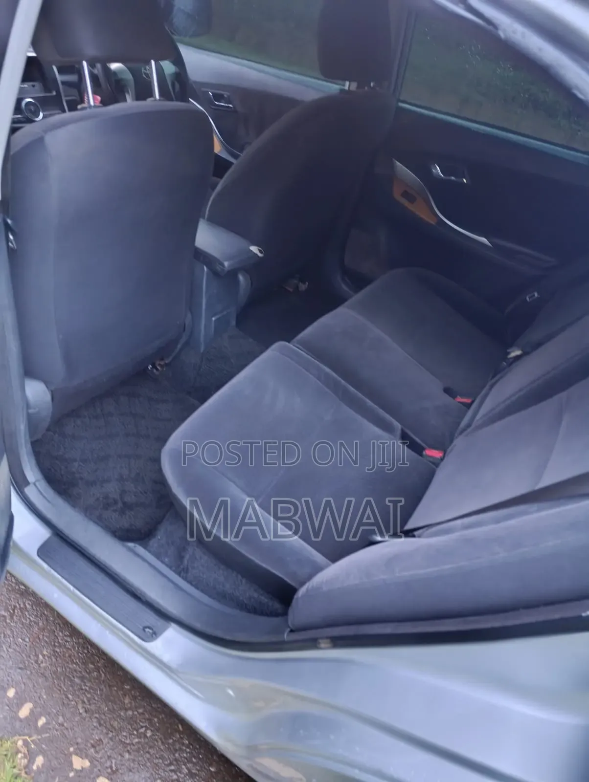 Toyota Allion 2010 Silver