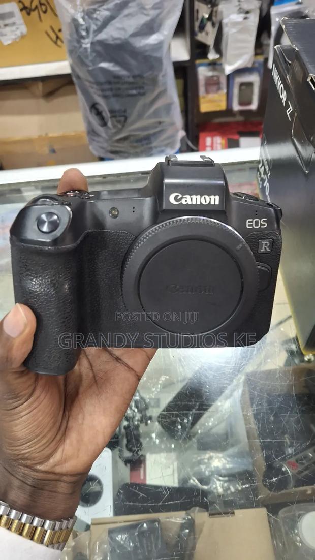 Canon EOS R - Body Only - main view