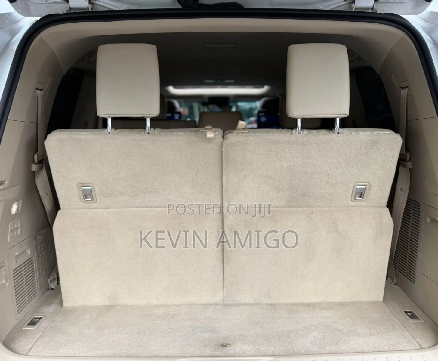 Toyota Land Cruiser LC300 2022