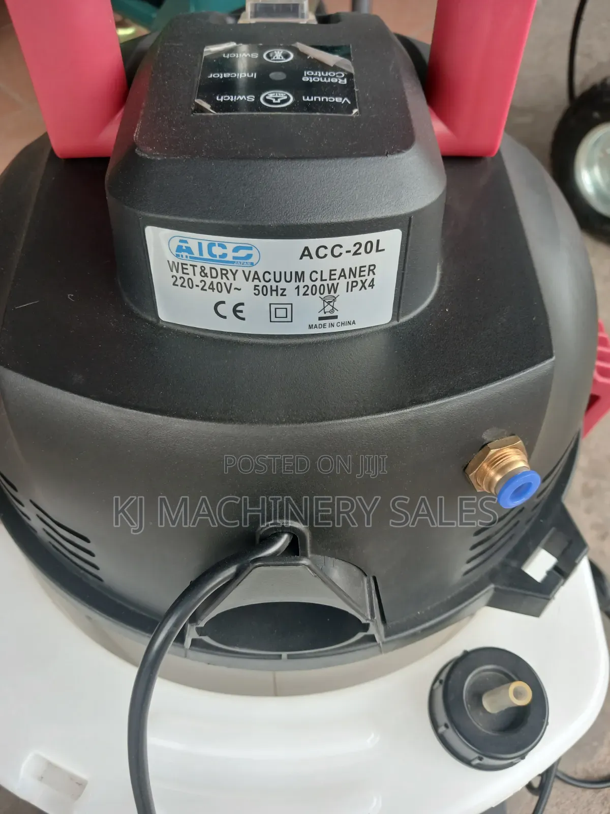 Vacuum Cleaner Wet and Dry 20l
