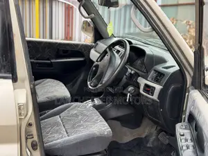 Mitsubishi Pajero IO 2000 Silver