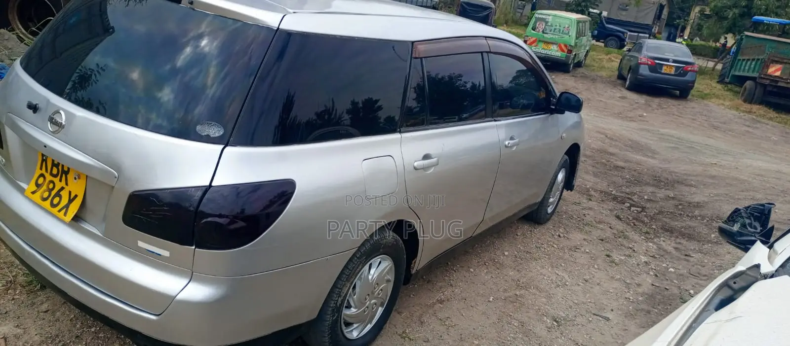 Nissan Wingroad 2005 Silver