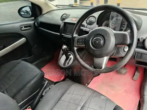 Mazda Demio 2012 Silver