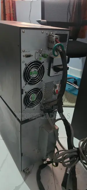 APC Easy Ups on-Line Srvpm6kil