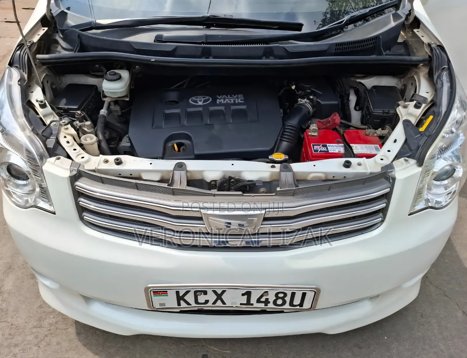 Toyota Noah 2013 White