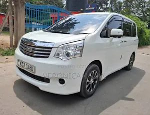 Toyota Noah 2013 White
