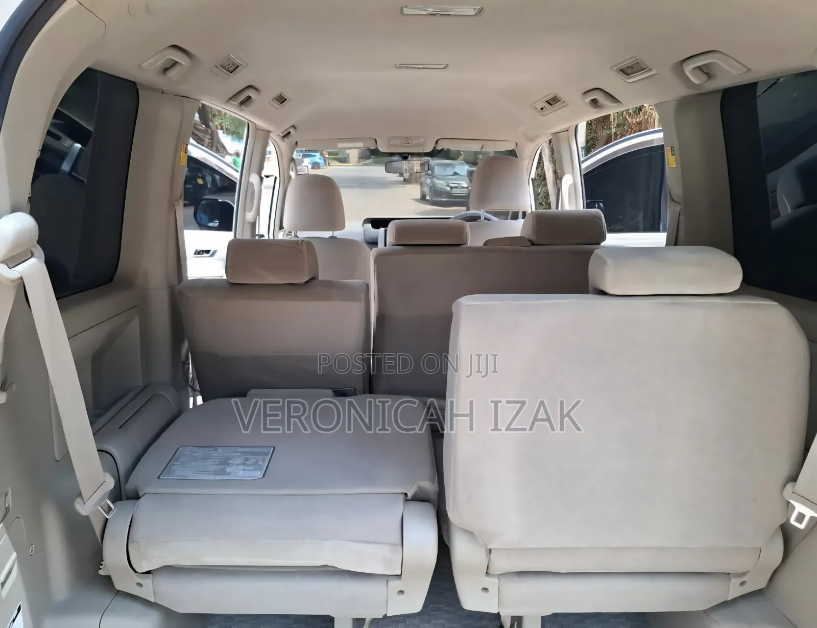 Toyota Noah 2013 White