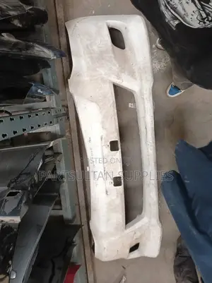 Front Bumper Toyota WSH 200-2005