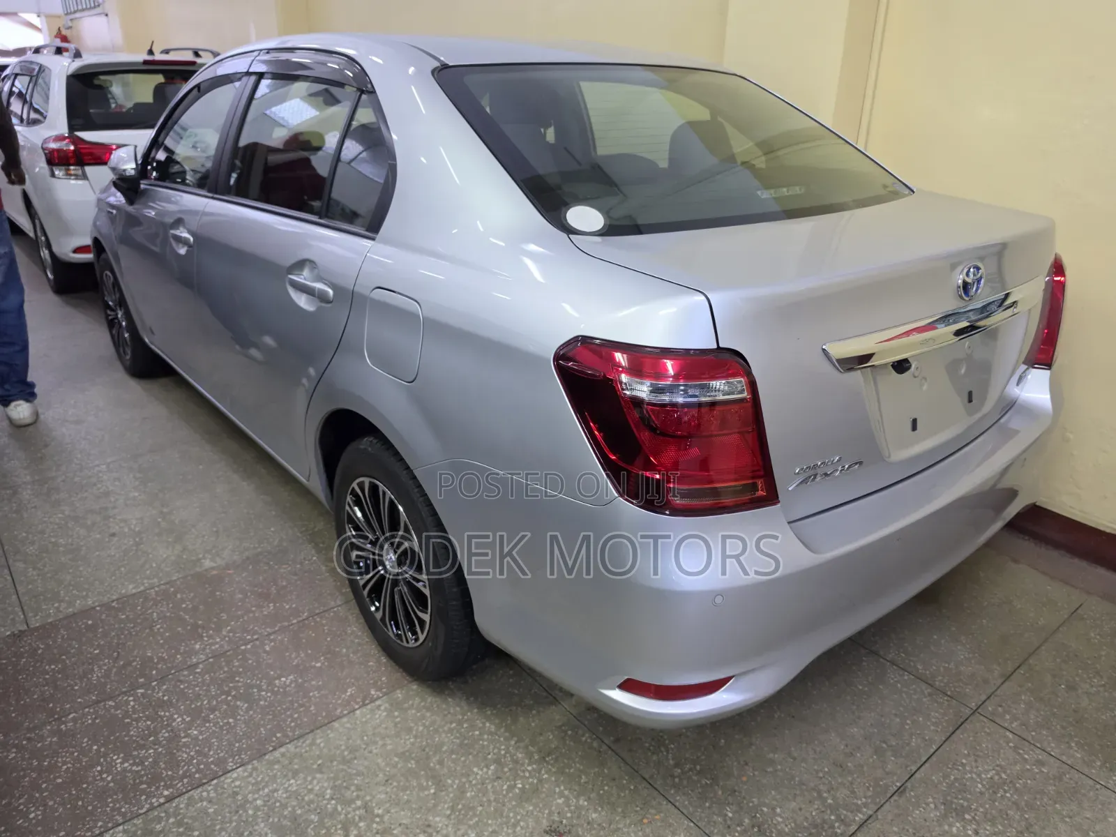 Toyota Axio 2019 Silver