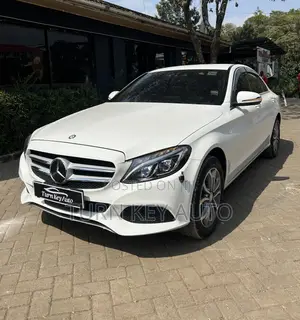 Mercedes-Benz C200 2017 White