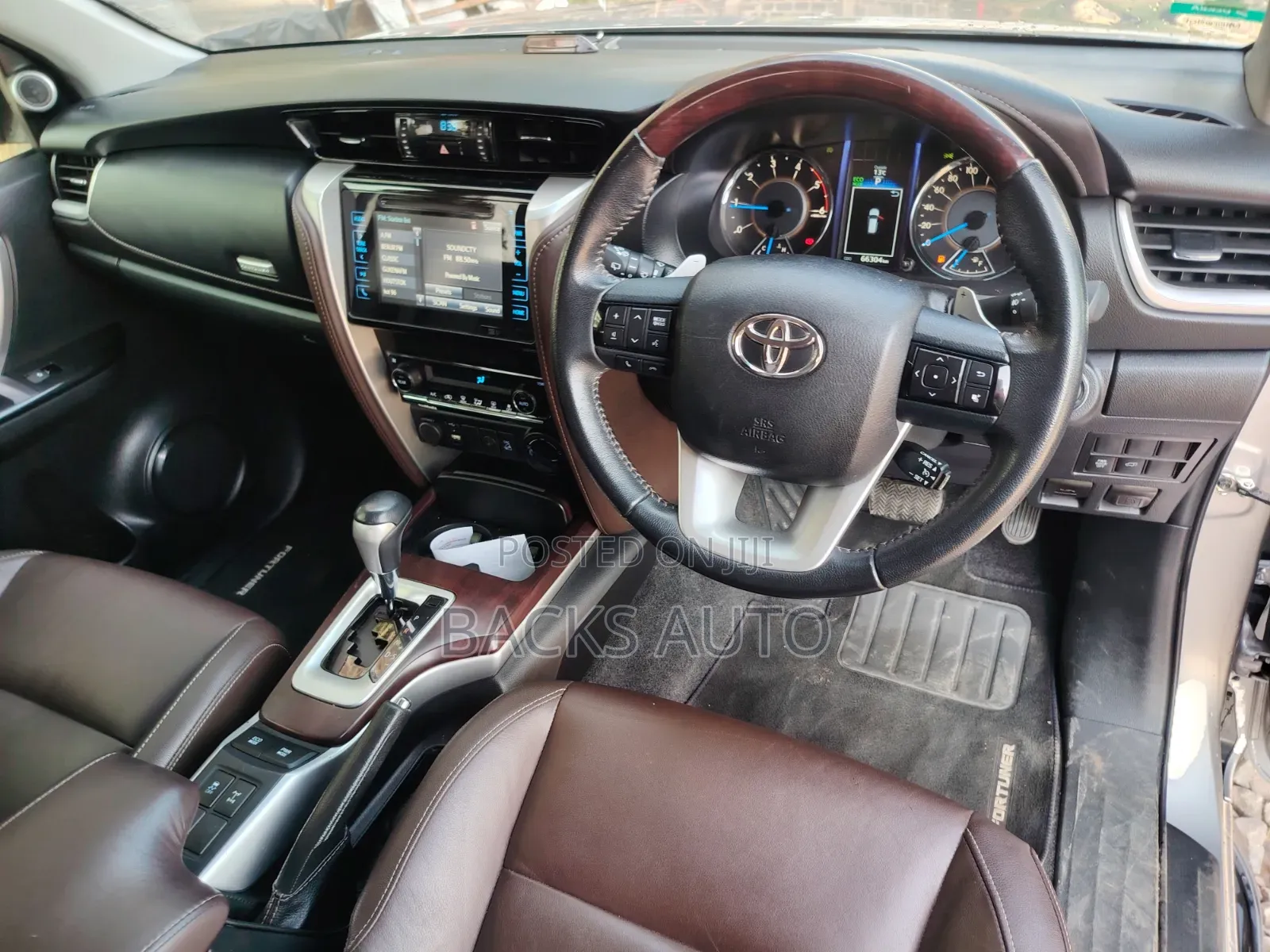 Toyota Fortuner 2019 Silver