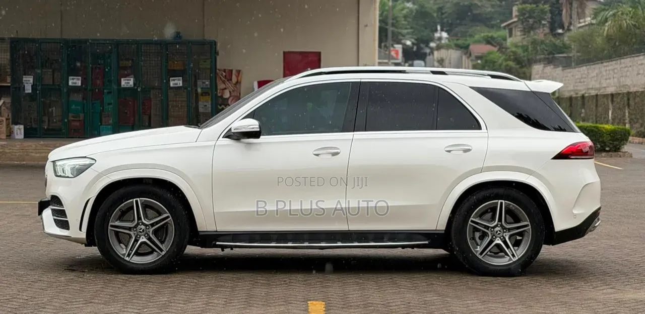 Mercedes-Benz GLE-Class 2019 White