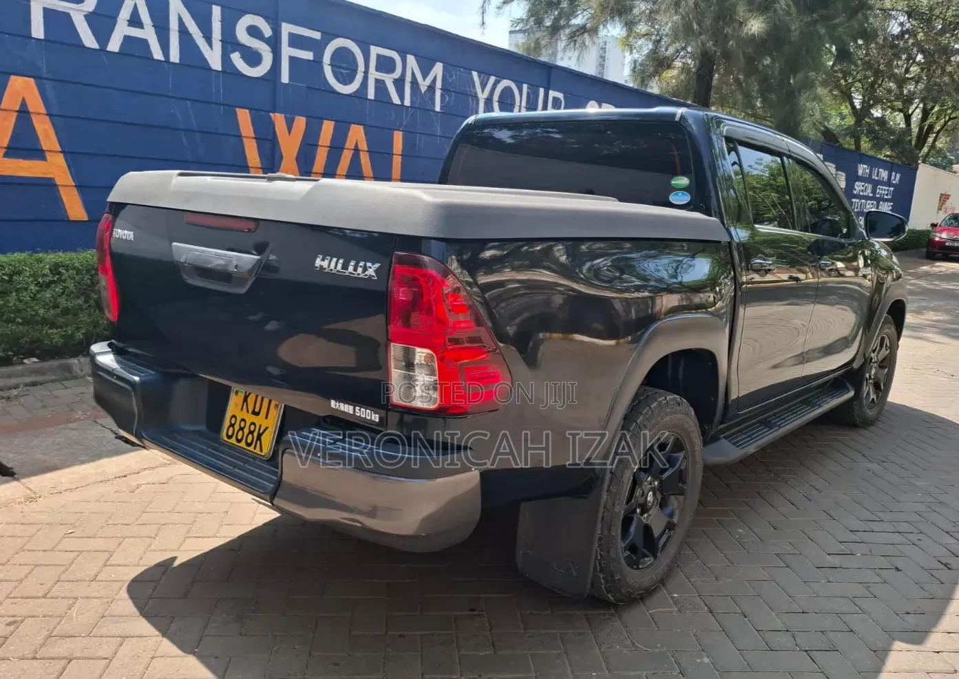 Toyota Hilux 2018 Black
