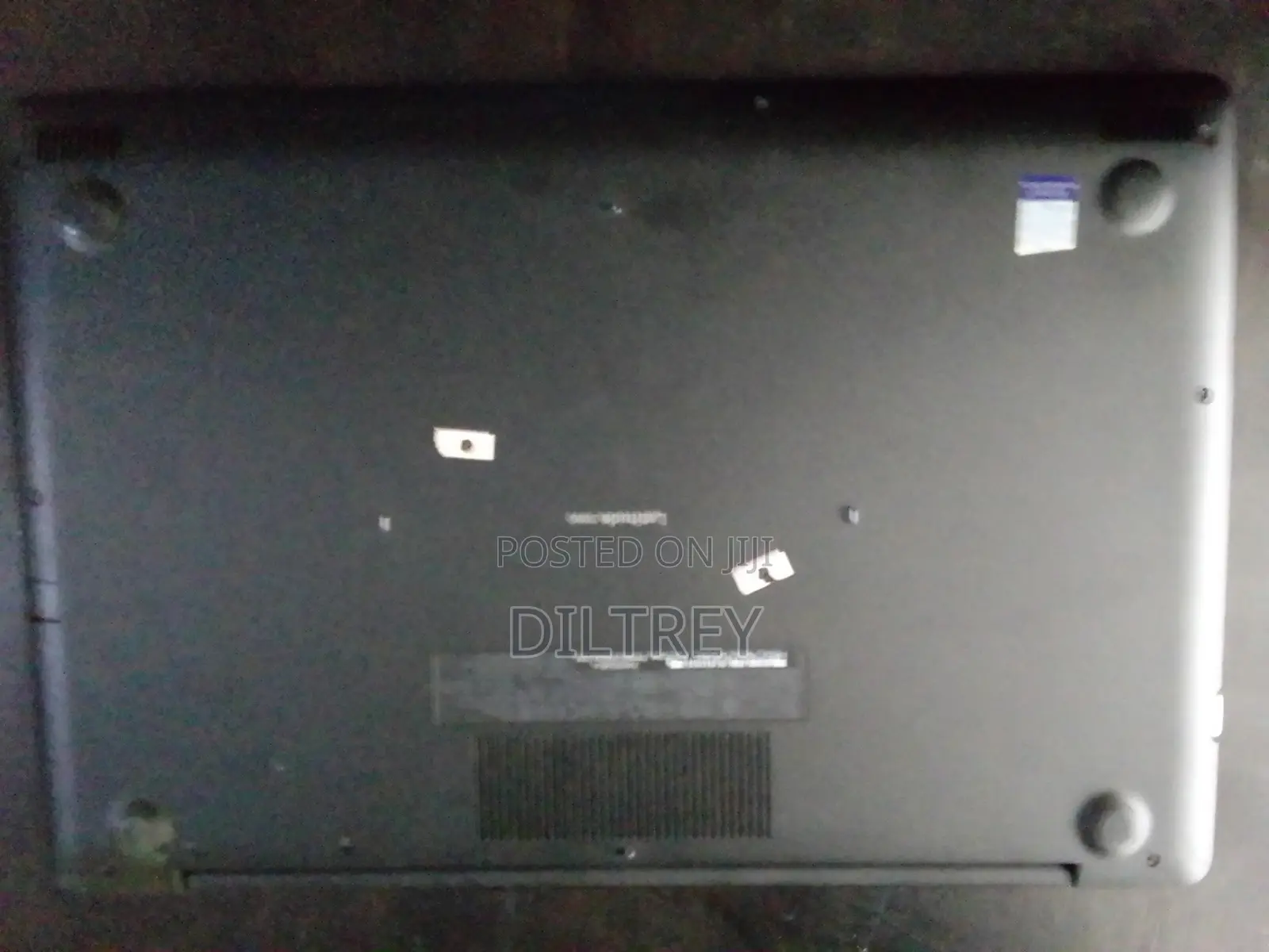 Laptop Dell Latitude 3590 4GB Intel Core i3 SSD 256GB
